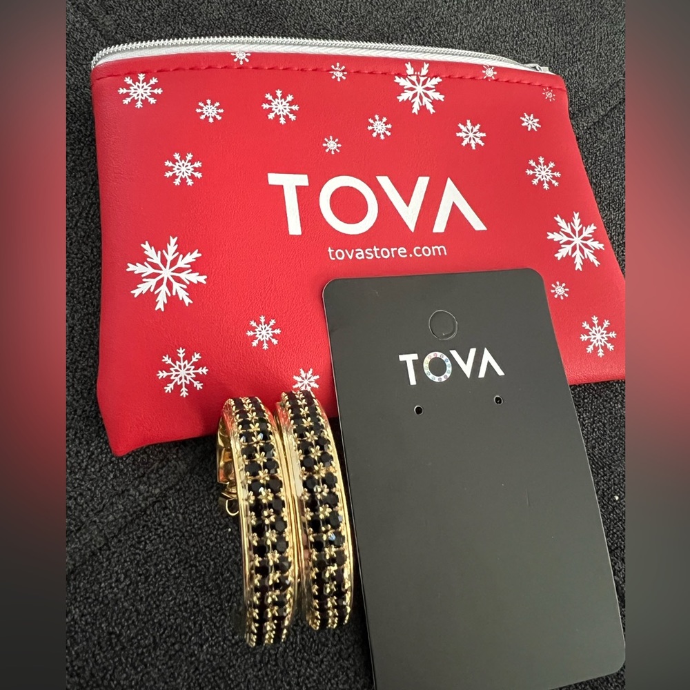 TOVA Harmony Hoop Earrings NEW!!!(Unused) with tova pouch